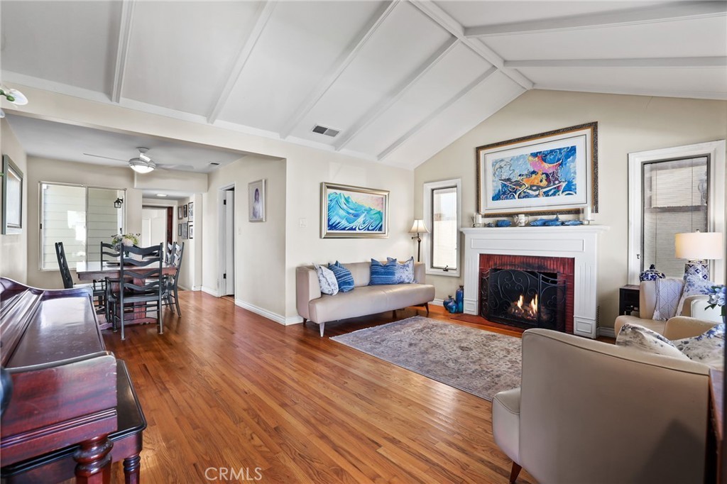 328 Poinsettia, Corona del Mar, CA 92625