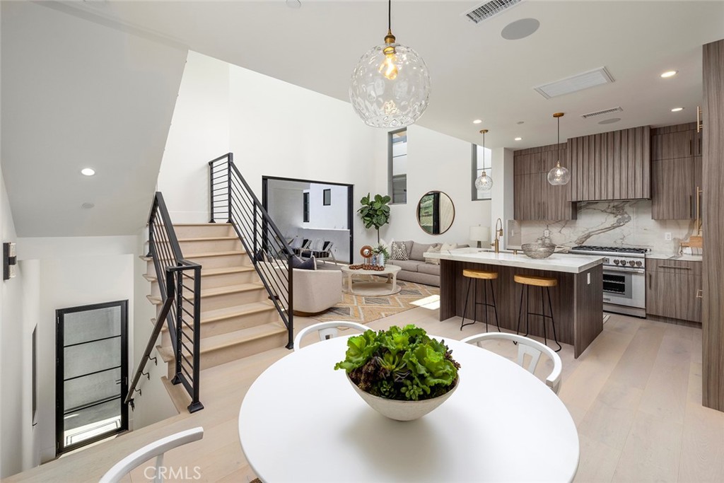 419 1/2 Narcissus Ave, Corona del Mar, CA 92625